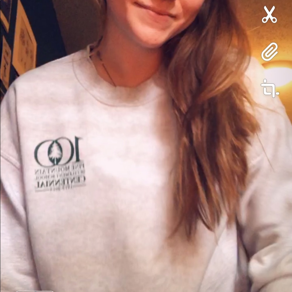 Light grey sweatshirt